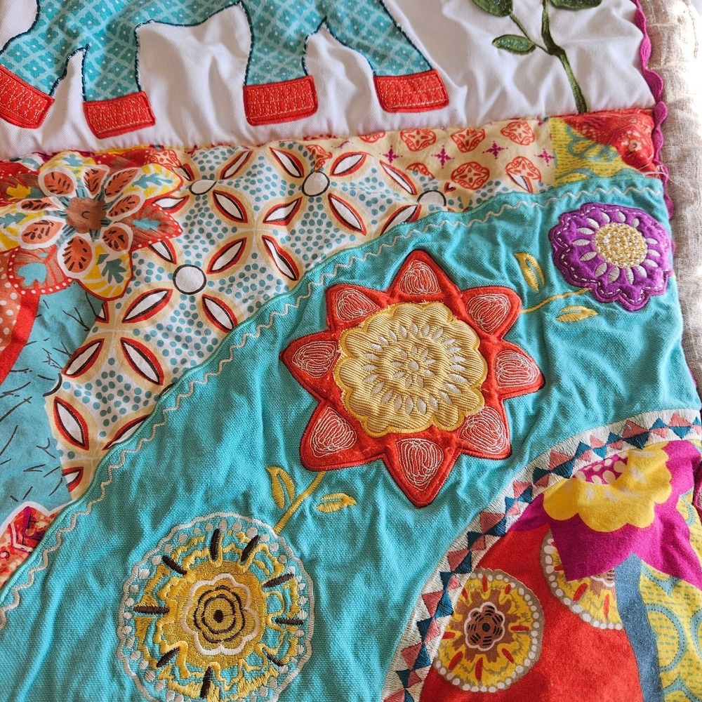 Levtex Baby Zahara Elephant Nursery Baby Blanket Quilt Crib Comforter 42x34 - Picture 3 of 5